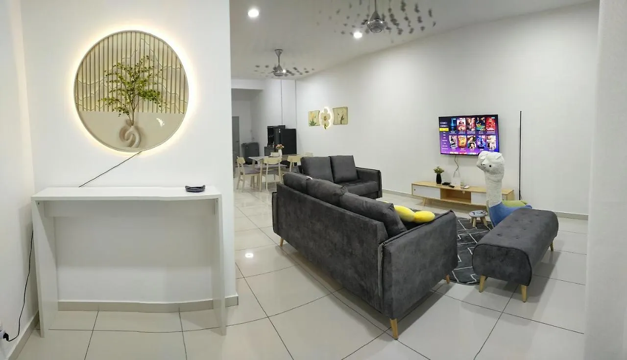 Four Leaf Clover Residence @ Crest Mount Austin Jb 新山 0*,